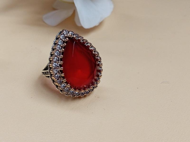 anillo hurrem con rubí en plata 925