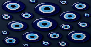 Joya con ojo turco significado espiritual y protector.
